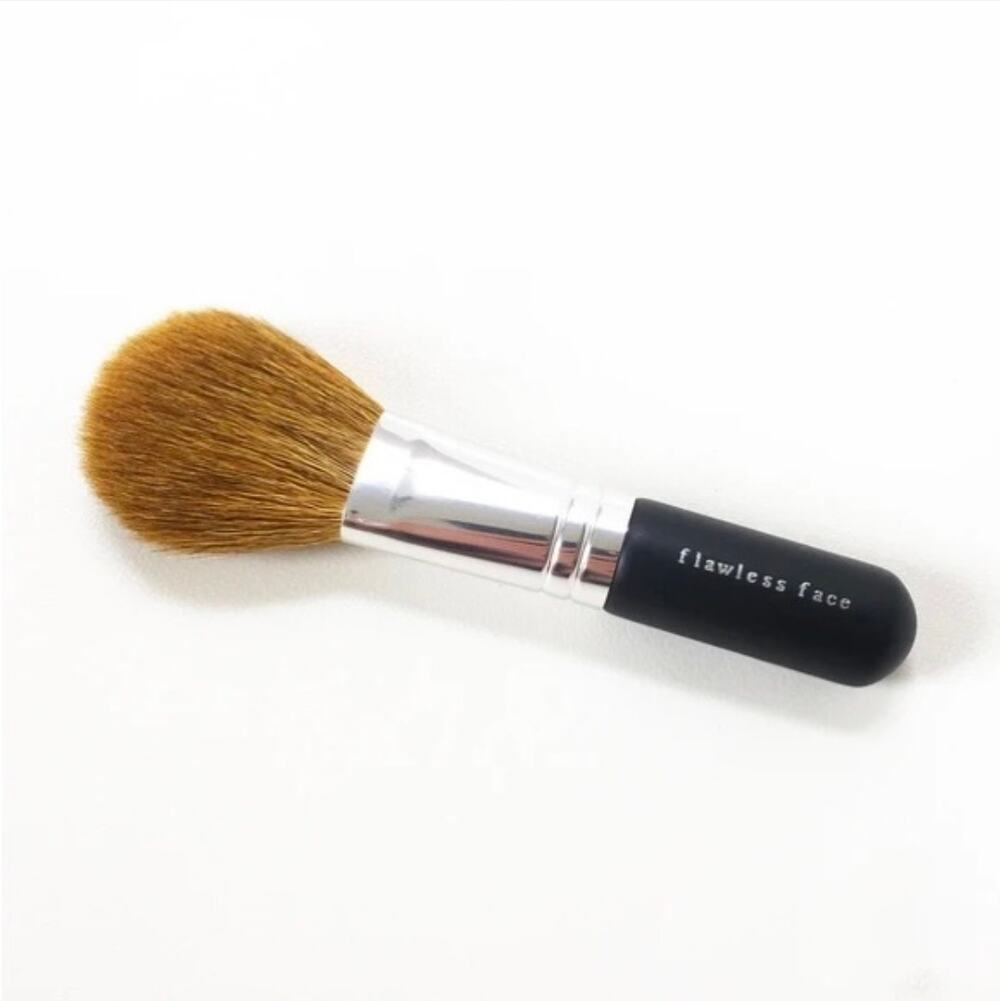 bareMinerals i.d. Bare Escentuals Flawless Face Application Brush NWT
